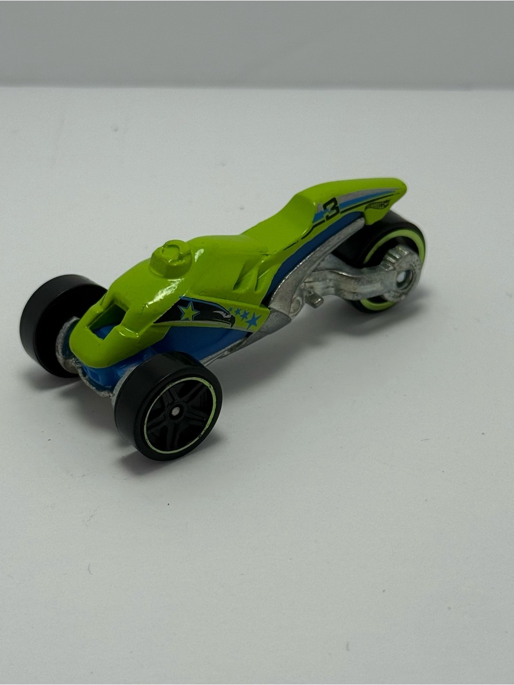 Hot Wheels Beach Patrol Tri & Stop Me Parking Enforcement Toy (TC17)
